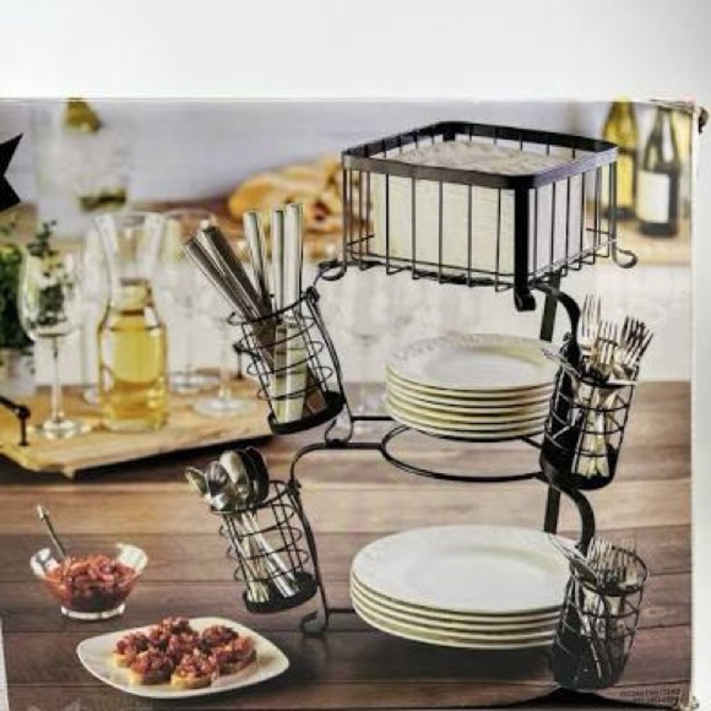 Elegant Black Metal Dinnerware Organizer